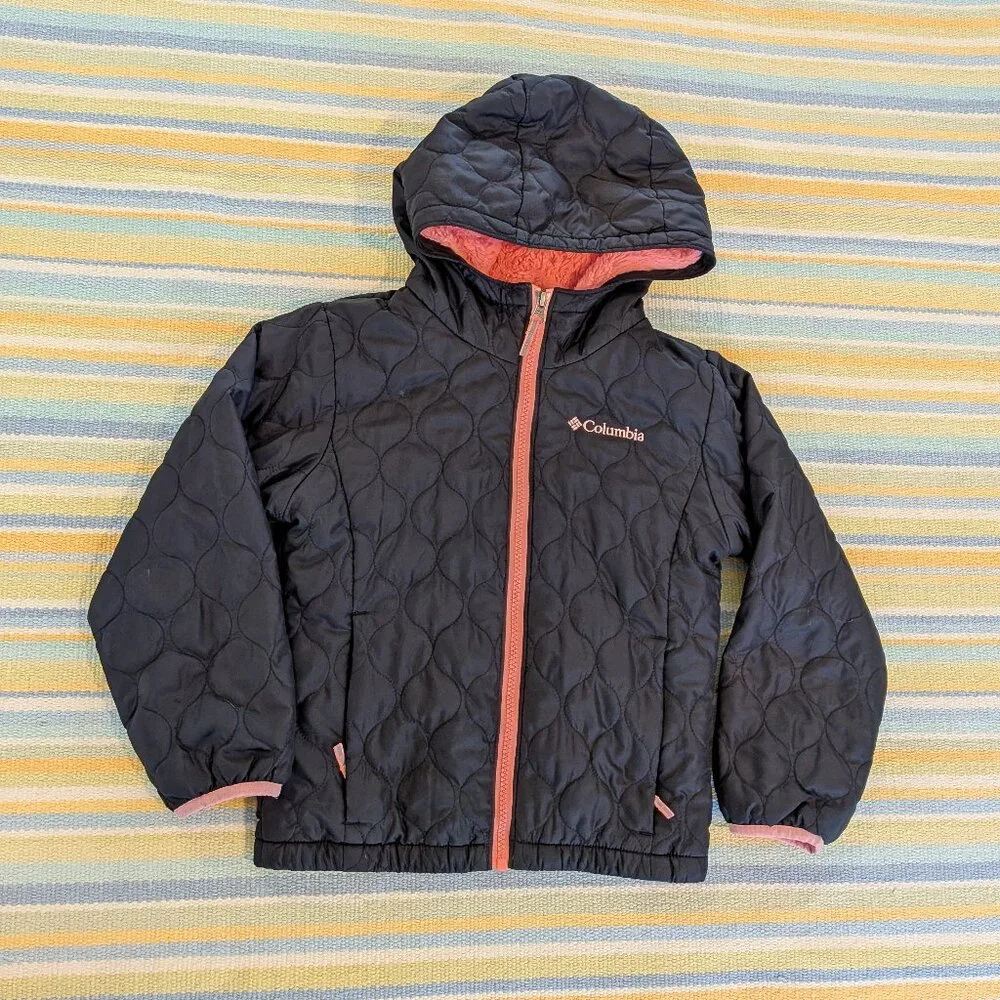⭐ Columbia Black quilted coat with fuzzy pink lining size XS 6-6x
